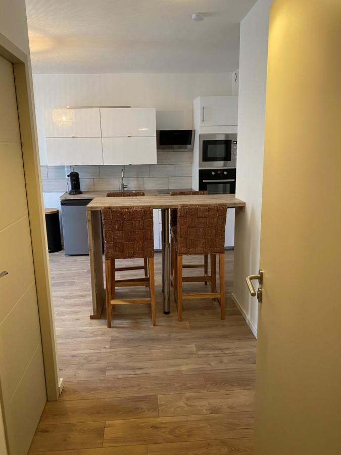 Appartement Climatise Sete - Rue Montmorency المظهر الخارجي الصورة